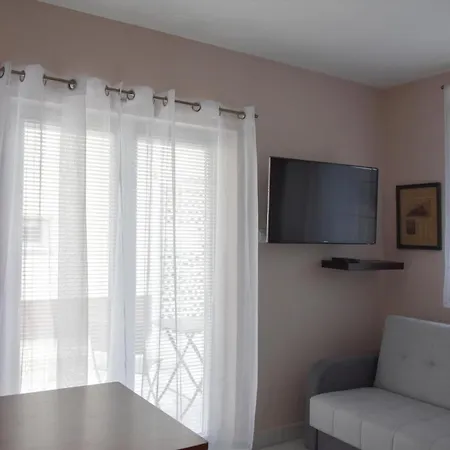 A Vityillo Maganszallashely Apartment Gyula